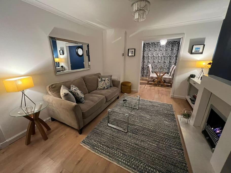 Delightful, Central 3 Bedroom House With Garden & Free Parking Inverness Exterior photo